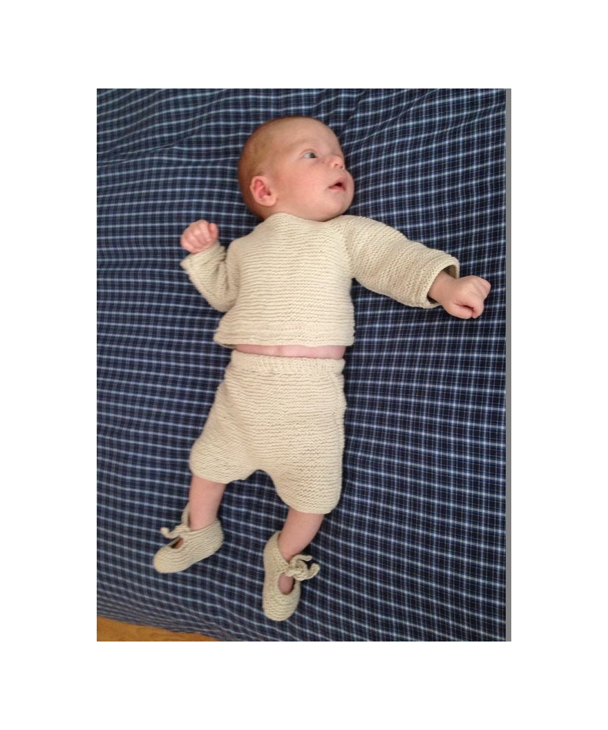 Jersey, pantalón y patucos de bebé recién nacido Badalona