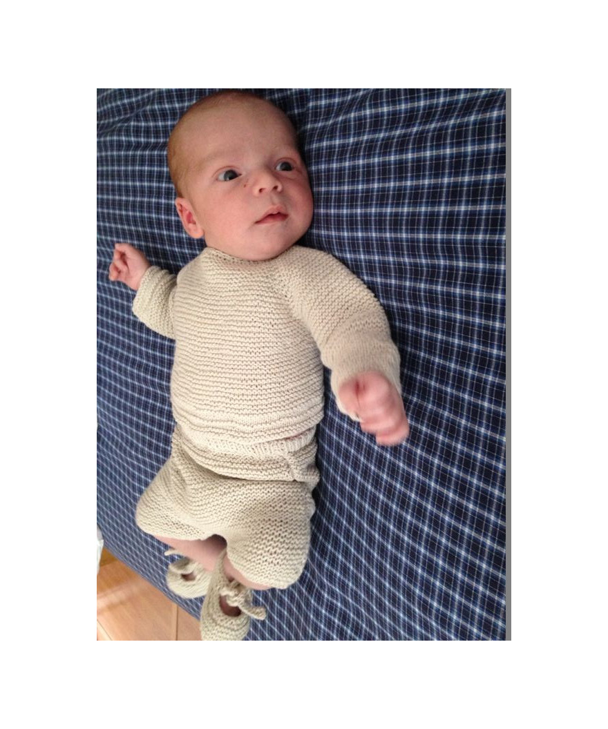 Jersey, pantalón y patucos de bebé recién nacido Badalona