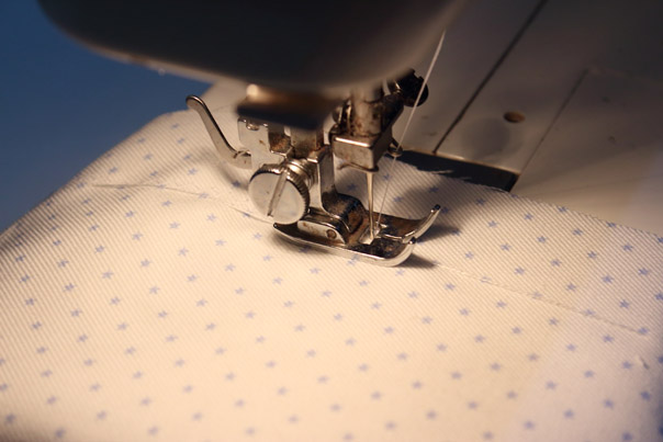 coser-toquilla-con-maquina-de-coser